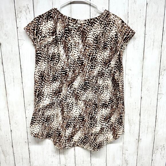 Express Blouse Women Size XL Abstract Animal Print Pleated Shoulder Top - Picture 4 of 4